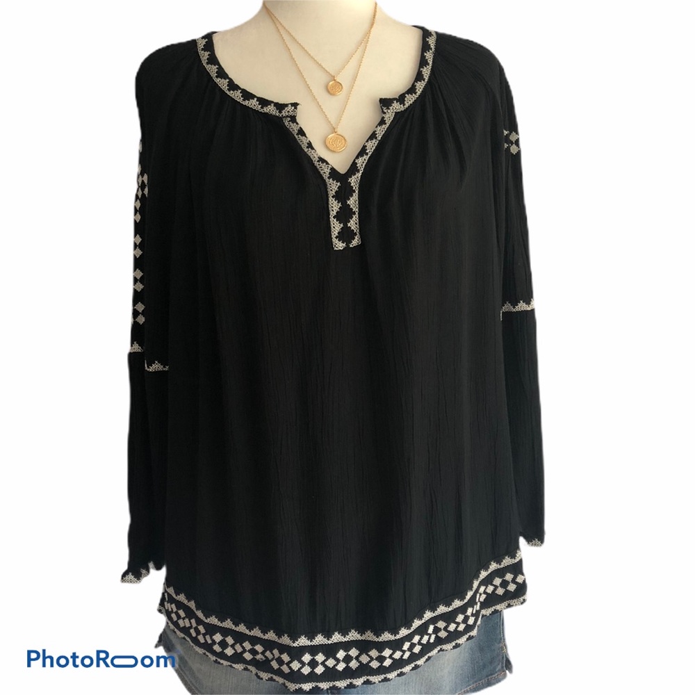 BEACH LUNCH LOUNGE BLACK & WHITE AZTEC BOHO TUNIC